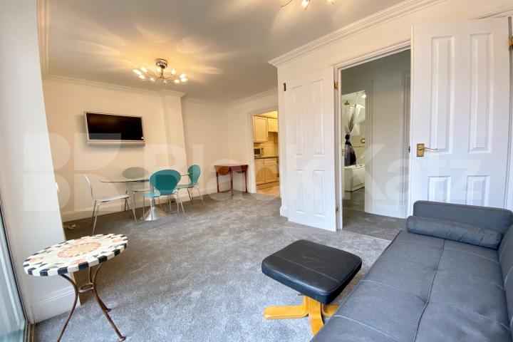 Location, location loaction  The Power House, Cornhill, Bank EC3V