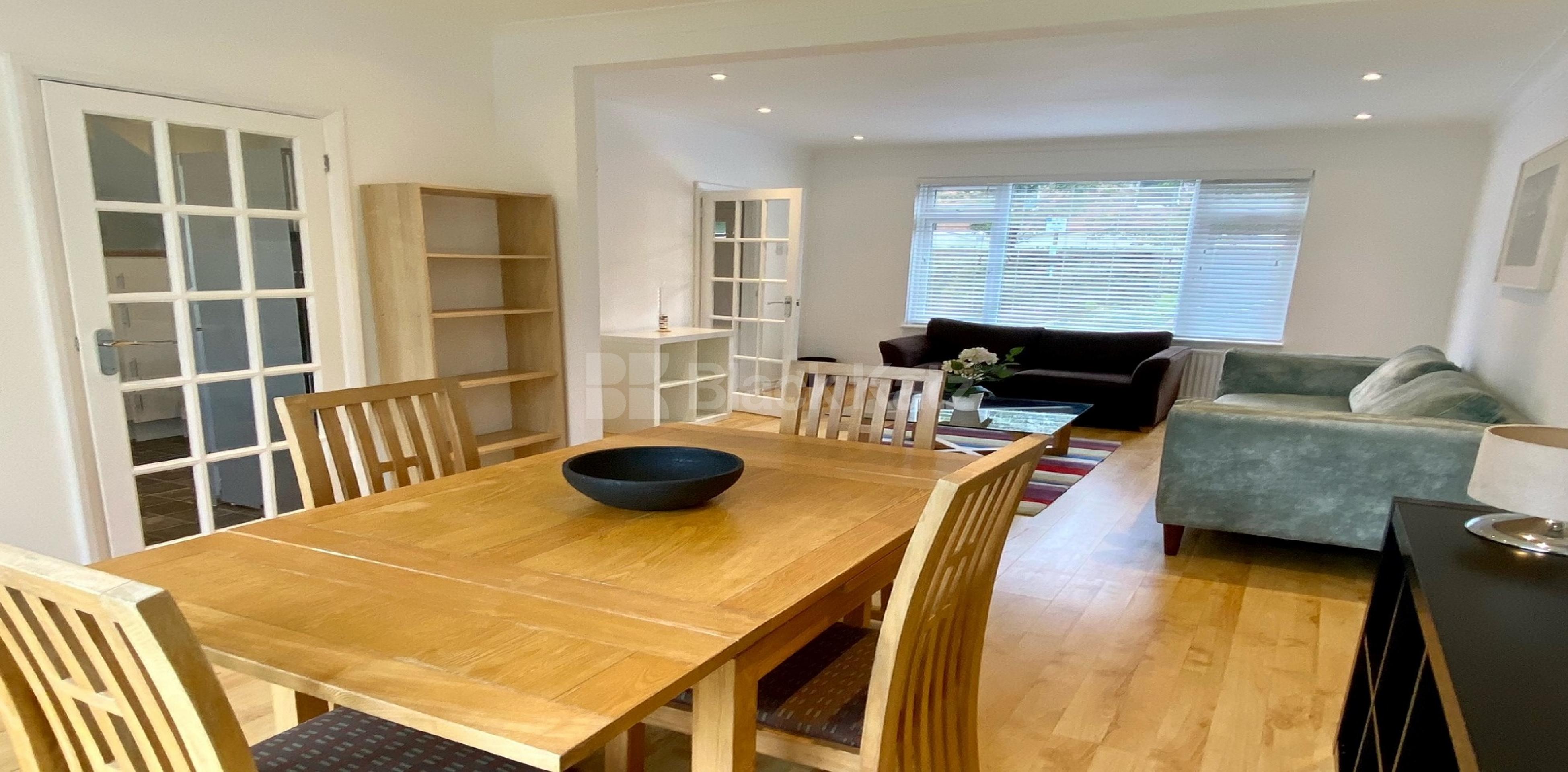 			LET, 3 Bedroom, 1 bath, 1 reception House			 Crimsworth Road, Vauxhall SW8