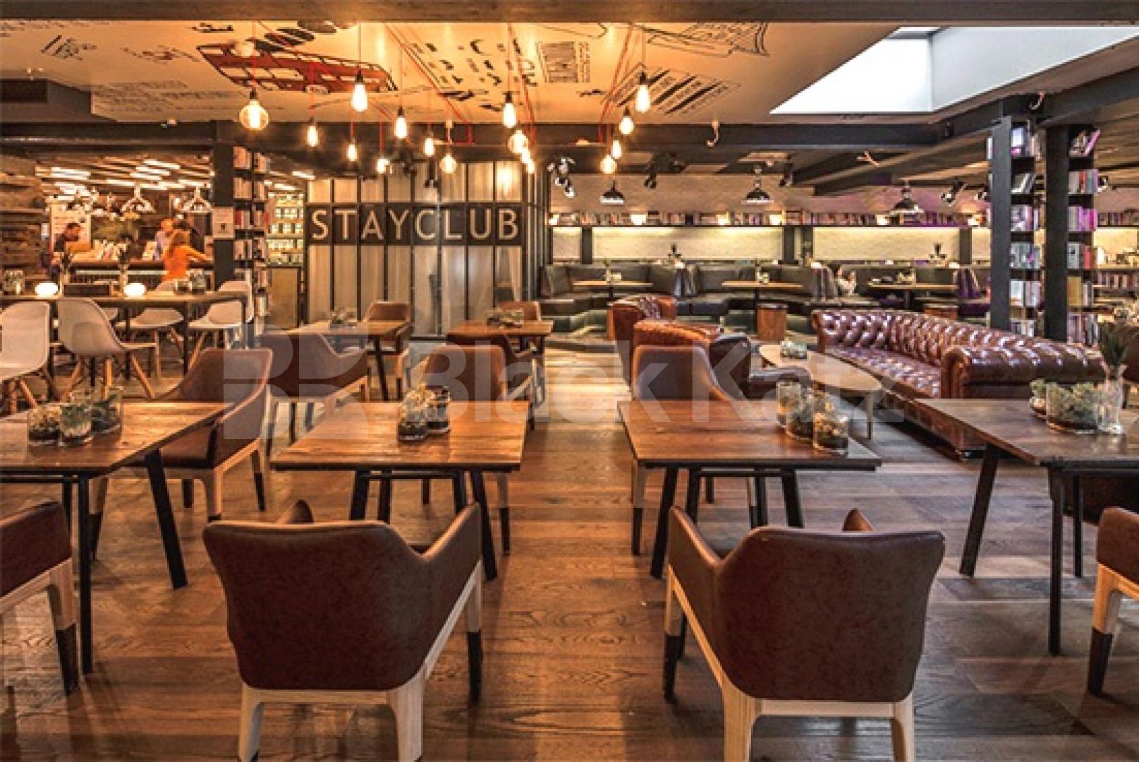 			Students - Inclusive of all bills!  , Studio Apartment, 1 bath, 1 reception Studio			 Chalk Farm Road, CAMDEN