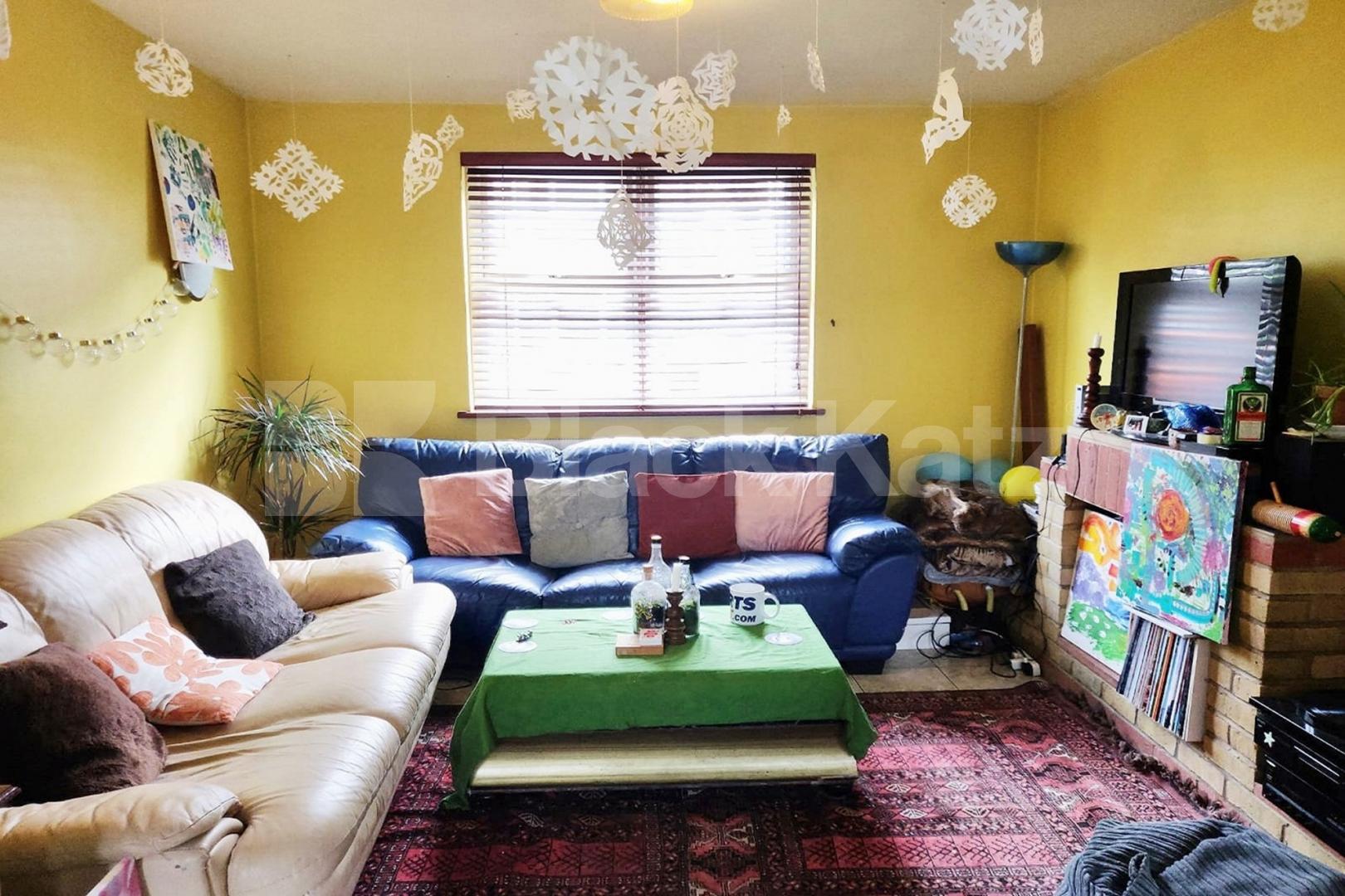 Period house with 1300 Sq.Ft. of living & entraining space Coleman Road, Camberwell