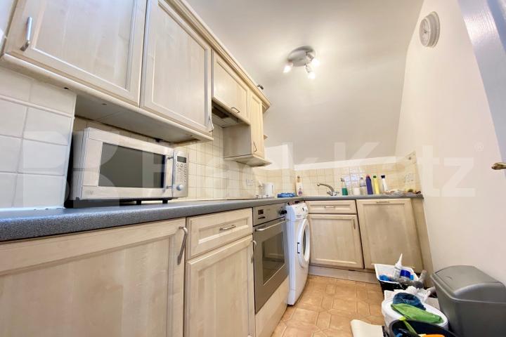 Location, location loaction  The Power House, Cornhill, Bank EC3V