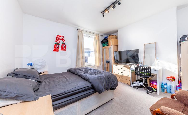 			New Instruction!, Studio Apartment, 1 bath, 1 reception Flat			 Archway Road, Highgate