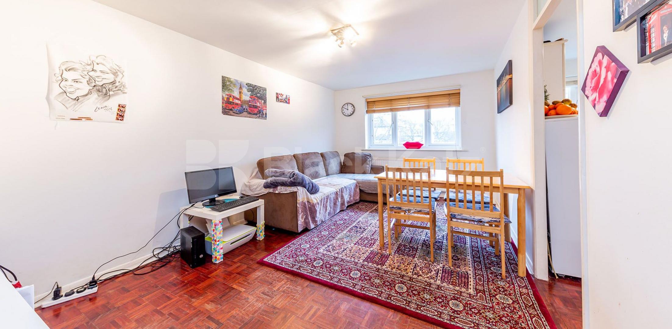 			Fantastic One Bed With OSP !, 1 Bedroom, 1 bath, 1 reception Flat			 Cambridge Gardens, MUSWELL HILL