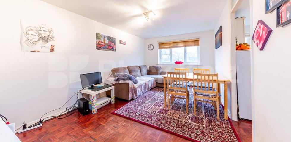 			Fantastic One Bed With OSP !, 1 Bedroom, 1 bath, 1 reception Flat			 Cambridge Gardens, MUSWELL HILL