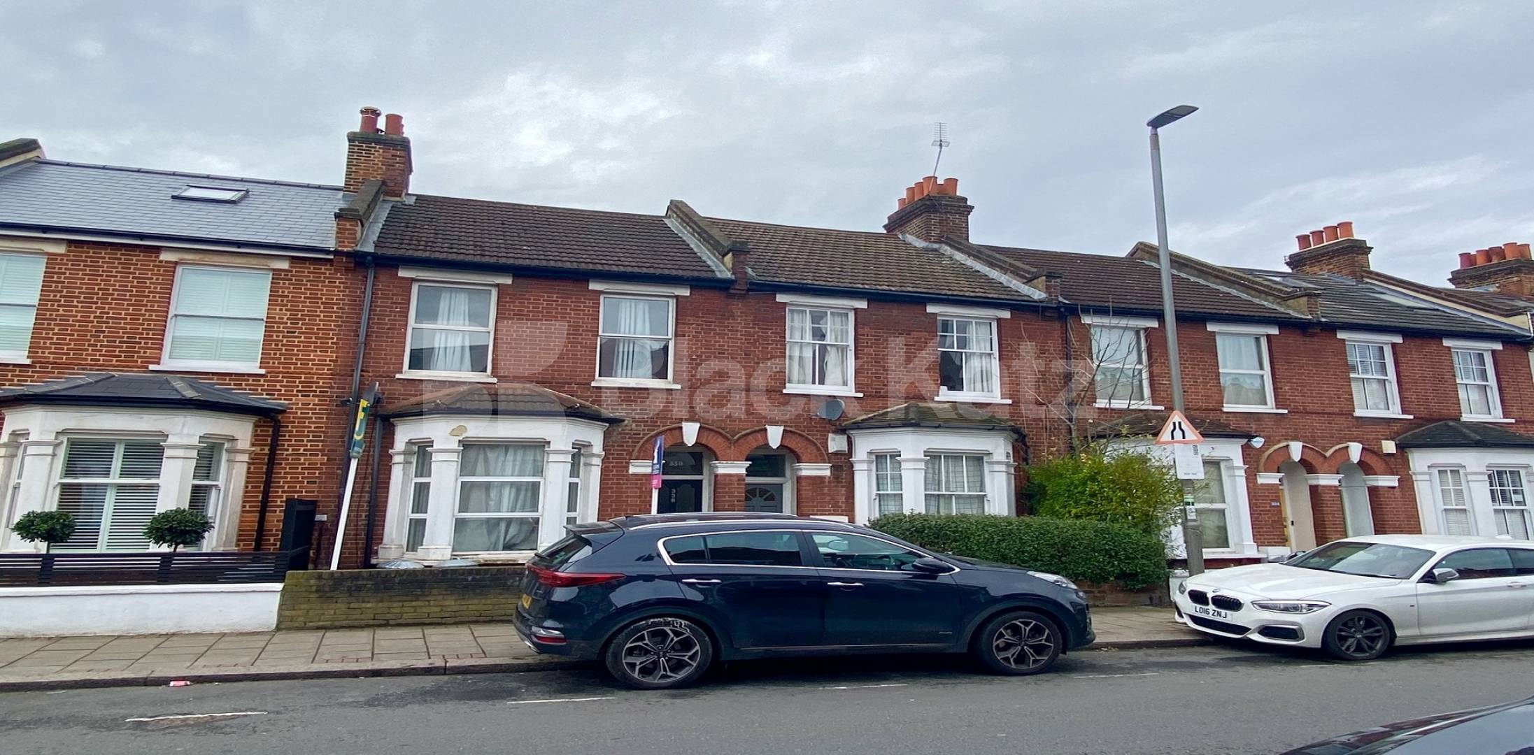 			LET , 4 Bedroom, 2 bath, 1 reception House			 Cavendish Road, Clapham South 