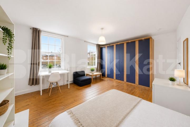 5 bedroom maisonette located walking distance to kings cross zone 1 Caledonian Road, Kings Cross / Angel