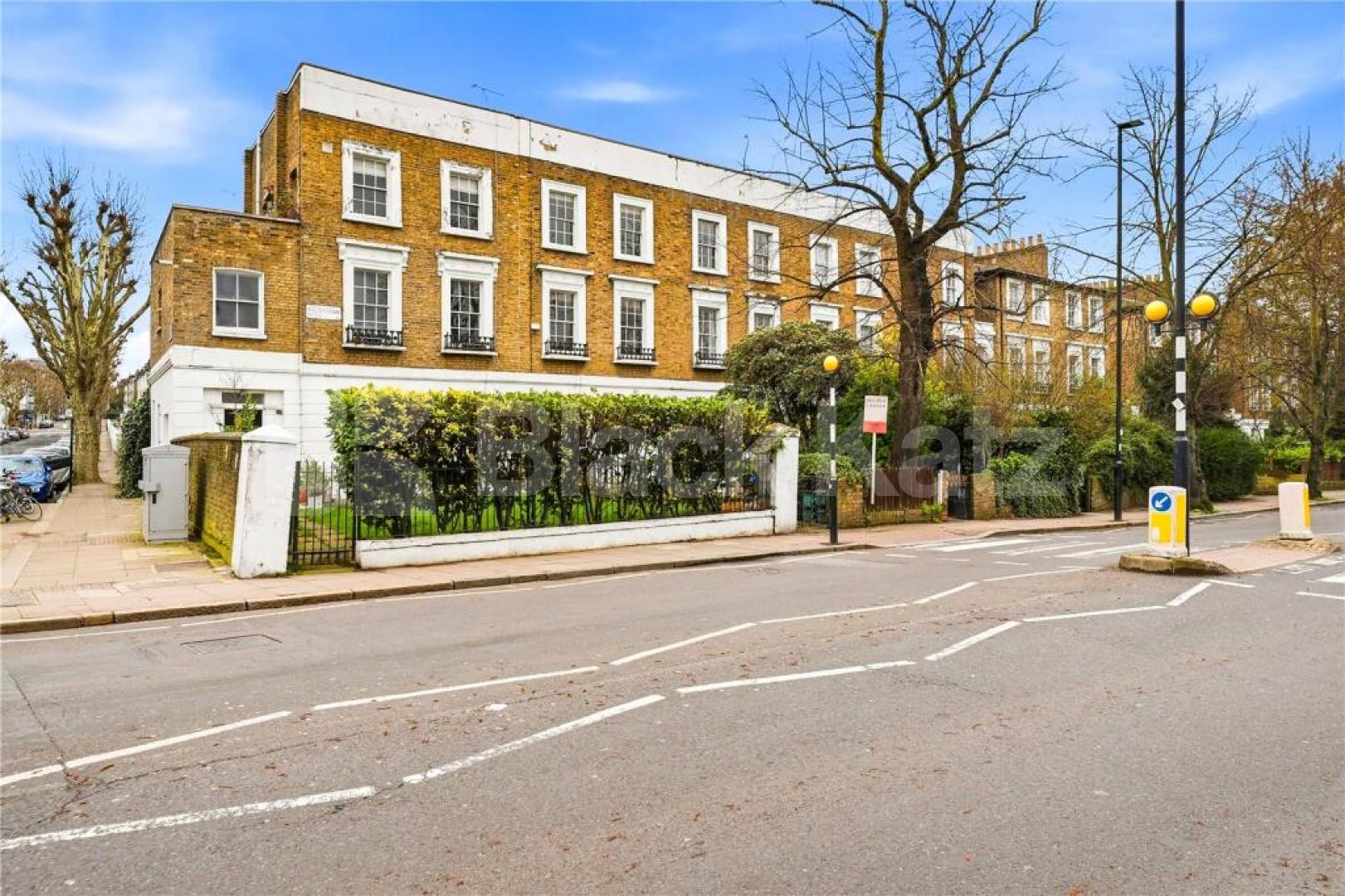 5 bedroom maisonette located walking distance to kings cross zone 1 Caledonian Road, Kings Cross / Angel