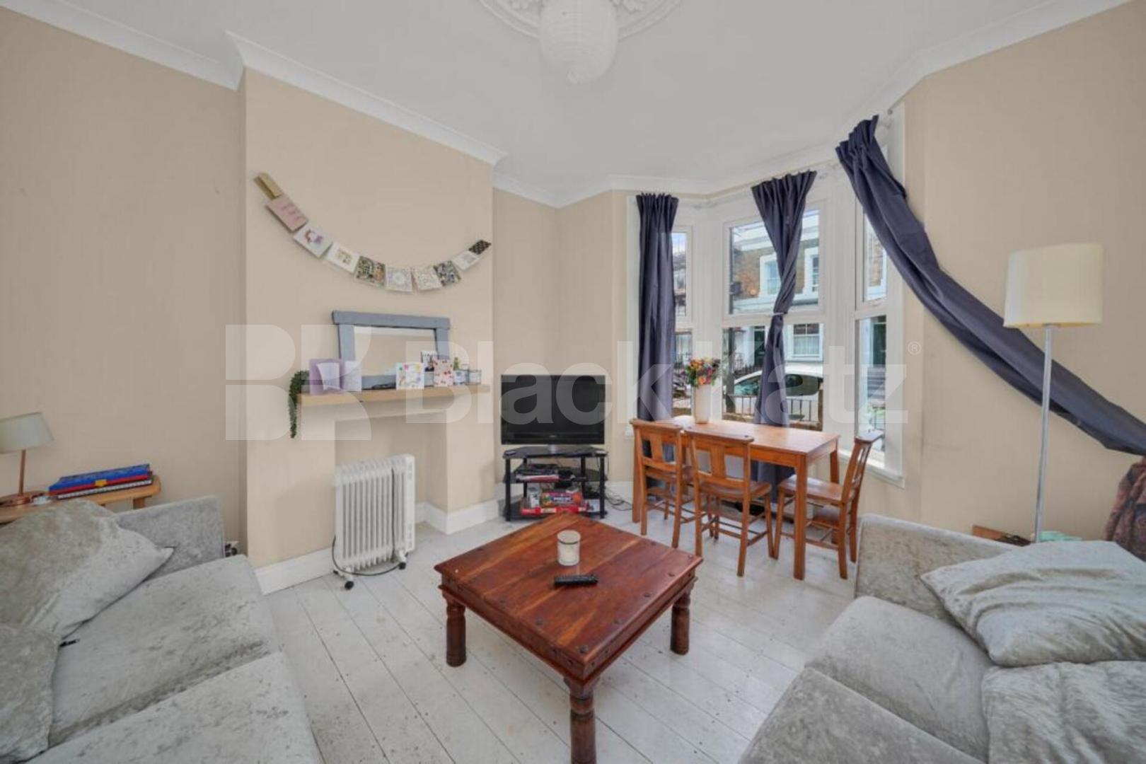 Spacious 6-Bedroom House – Perfect for Students & Professional Sharers  Calverley Grove, Archway