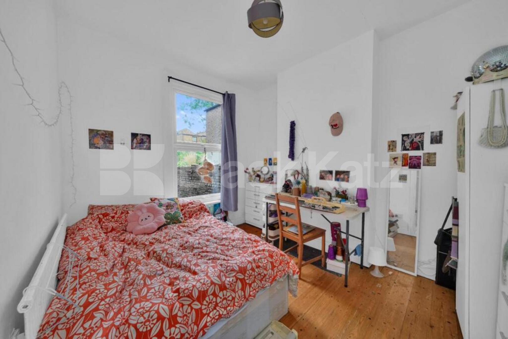 Spacious 6-Bedroom House – Perfect for Students & Professional Sharers  Calverley Grove, Archway