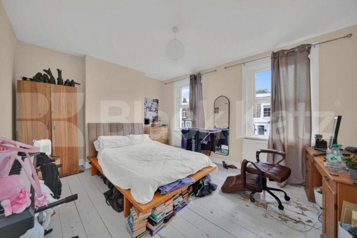 Spacious 6-Bedroom House – Perfect for Students & Professional Sharers  Calverley Grove, Archway