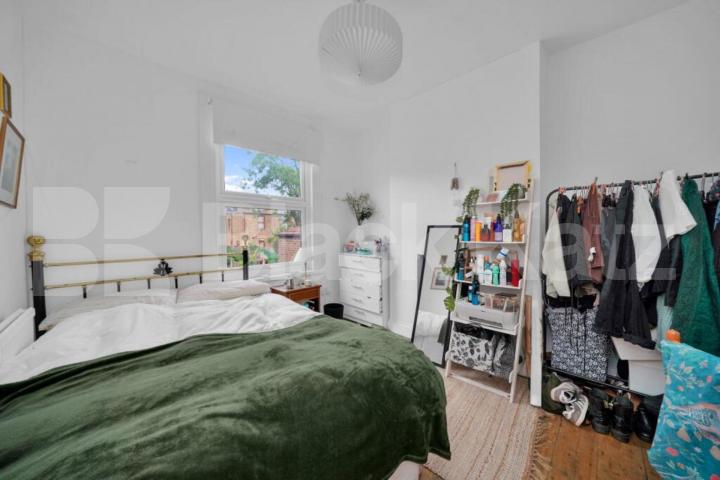 Spacious 6-Bedroom House – Perfect for Students & Professional Sharers  Calverley Grove, Archway