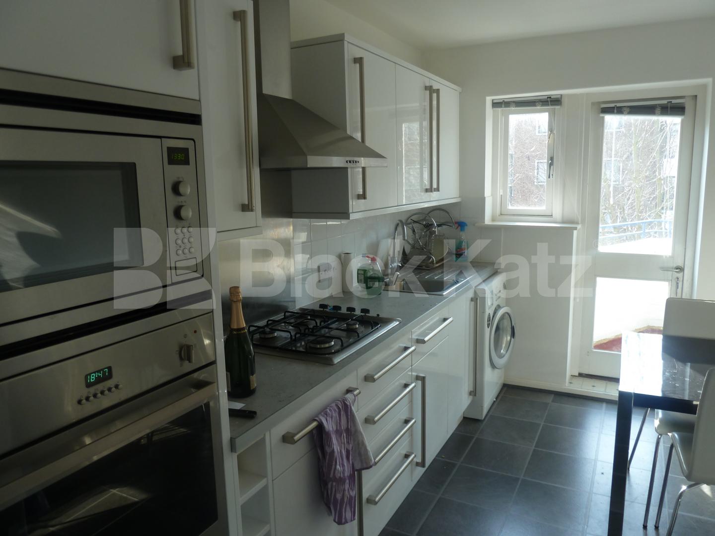 			1 Bedroom, 1 bath, 1 reception Apartment			 Cannonbury Crescent, CANNONBURY