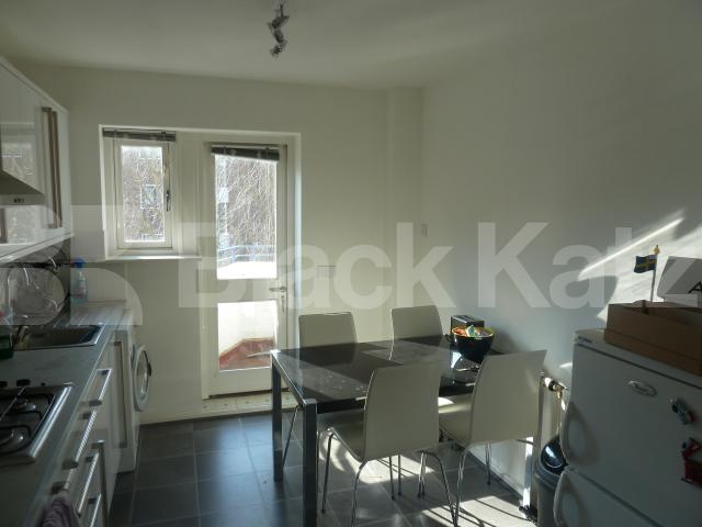 			1 Bedroom, 1 bath, 1 reception Apartment			 Cannonbury Crescent, CANNONBURY