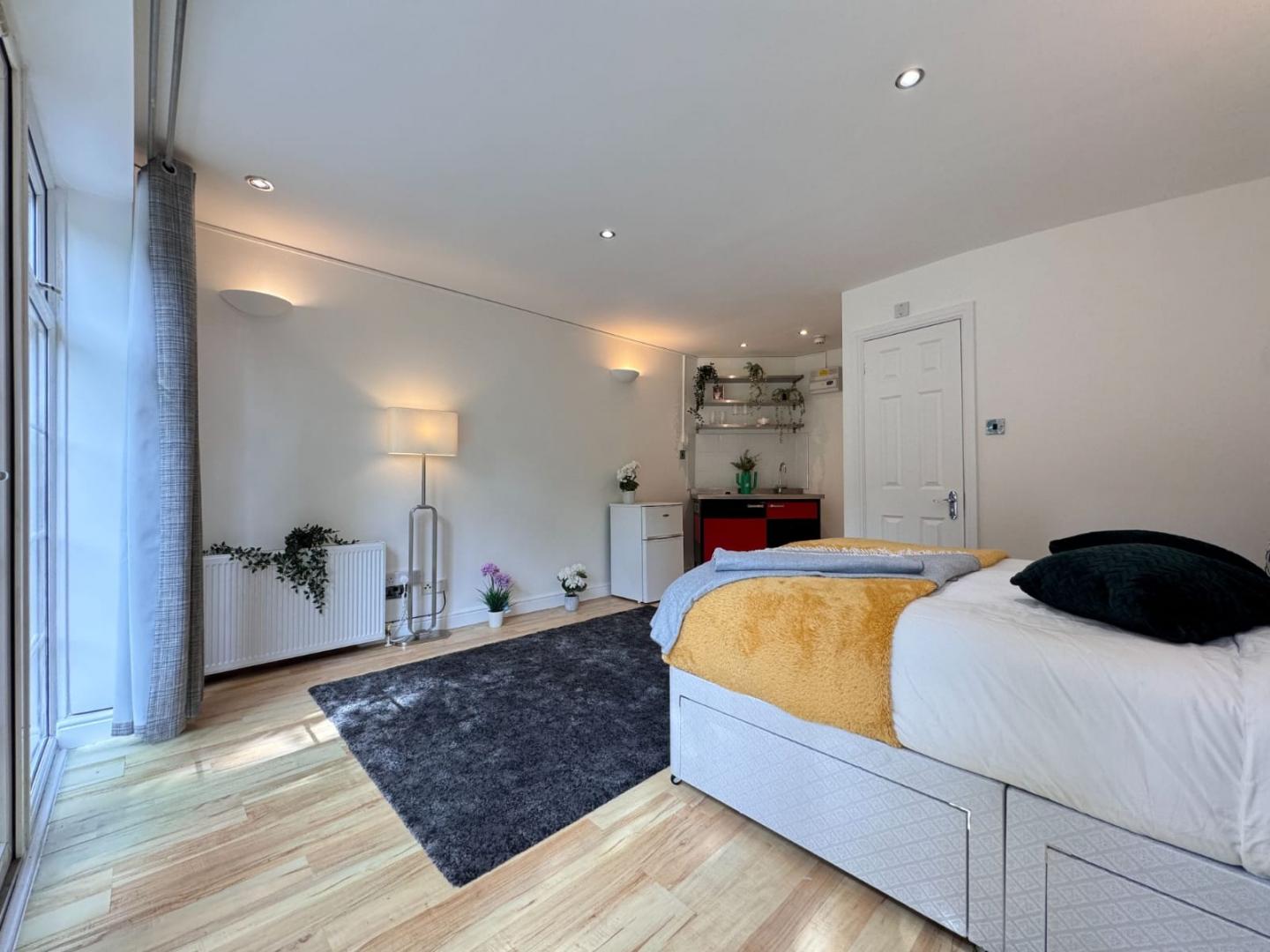 Modern and Central Apartment Wembley Hill Road , Wembley Park