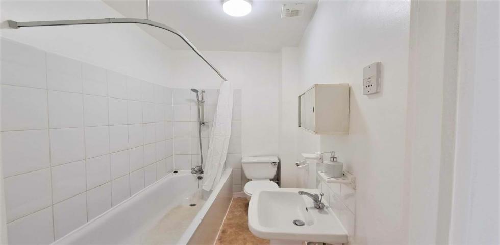 			1 Bedroom, 1 bath, 1 reception Flat			 High Road, WILLESDEN GREEN