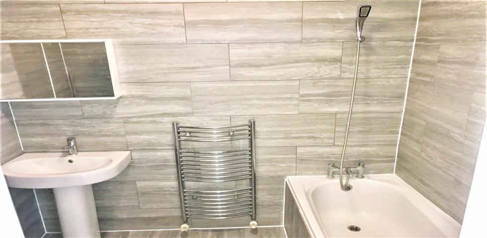 			3 Bedroom, 1 bath, 1 reception Flat			 High Road, WILLESDEN GREEN/DOLLIS HILL 