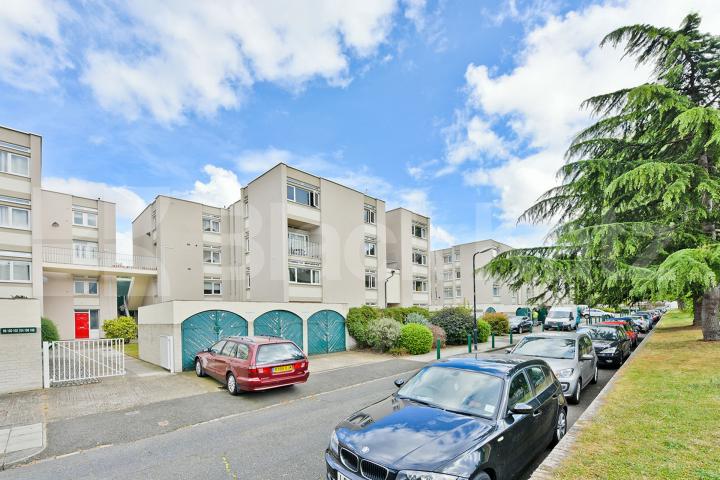 Arranged over two floors with balcony Cedars Road, Clapham Common