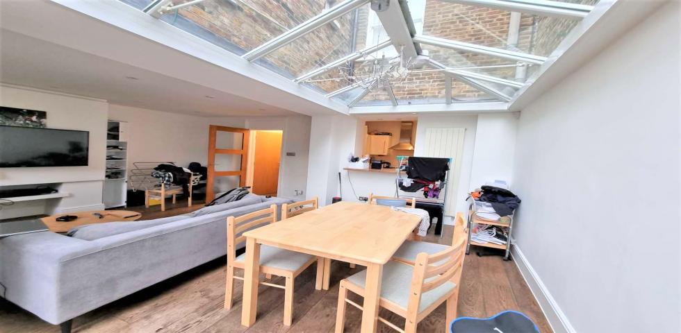 			3 Bedroom, 2 bath, 1 reception Flat			 Maygrove Road, WEST HAMPSTEAD