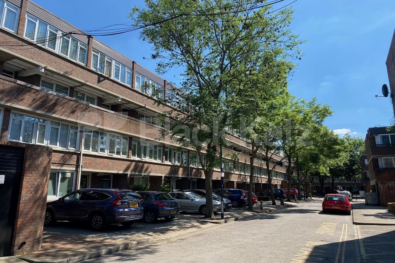 Duplex apartment offering size, quality & location  Carey Gardens, Nine Elms 