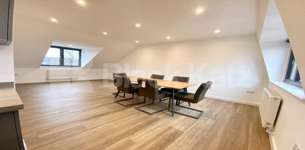 			LET, 2 Bedroom, 1 bath, 1 reception Apartment			 Brixton Road, Oval