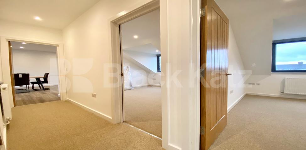 			LET, 2 Bedroom, 1 bath, 1 reception Apartment			 Brixton Road, Oval