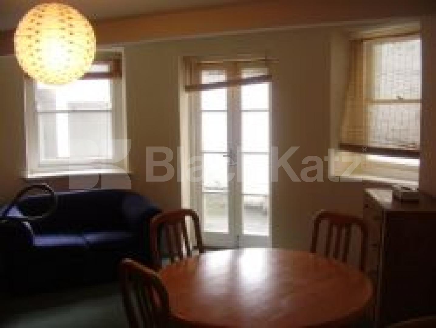 			Studio Apartment, 1 bath, 1 reception Flat			 Chapel Market, ISLINGTON/ANGEL N1