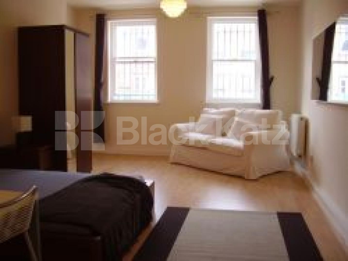 			Studio Apartment, 1 bath, 1 reception Flat			 Chapel Market, ANGEL N1