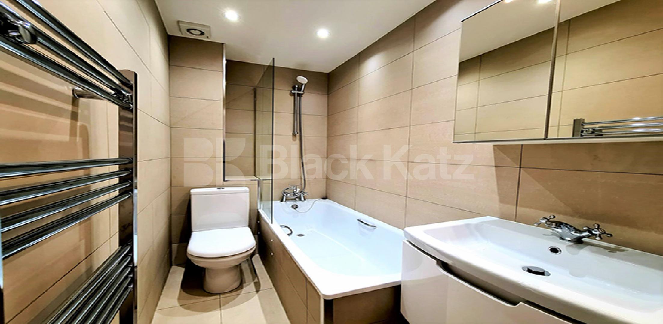 			NEW INSTRUCTION!, 1 Bedroom, 1 bath, 1 reception Flat			 Chepstow Road, NOTTING HILL / BAYSWATER