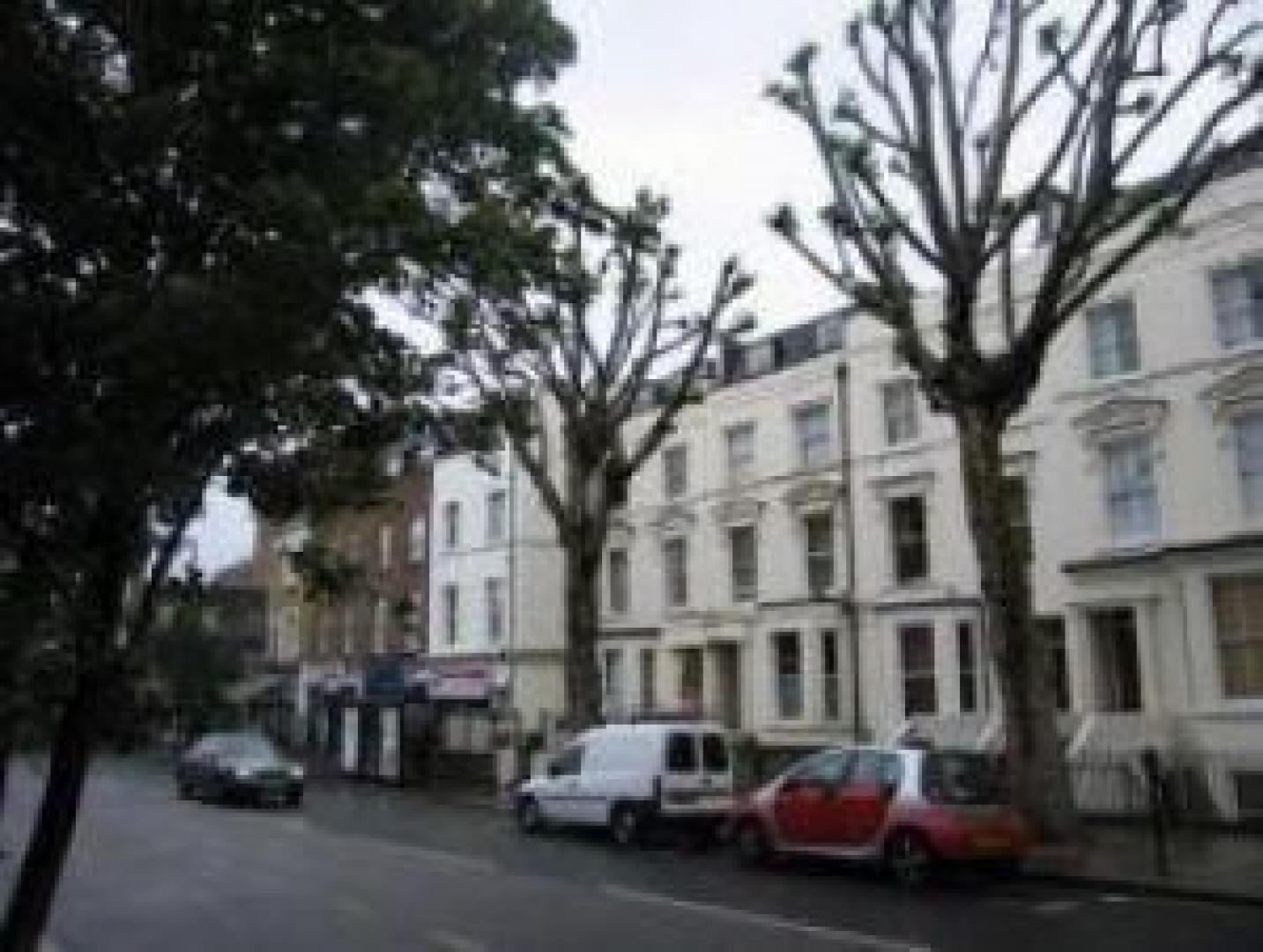 			2 Bedroom, 1 bath, 1 reception Flat			 Chippenham Road, MAIDA VALE