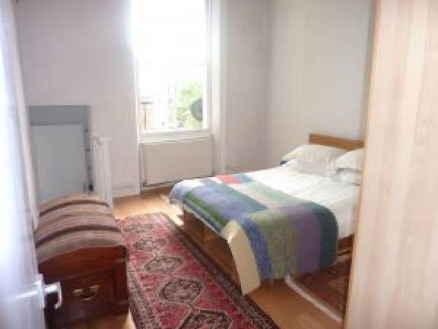 			1 Bedroom, 1 bath, 1 reception Flat			 Chippenham Road, MAIDA VALE