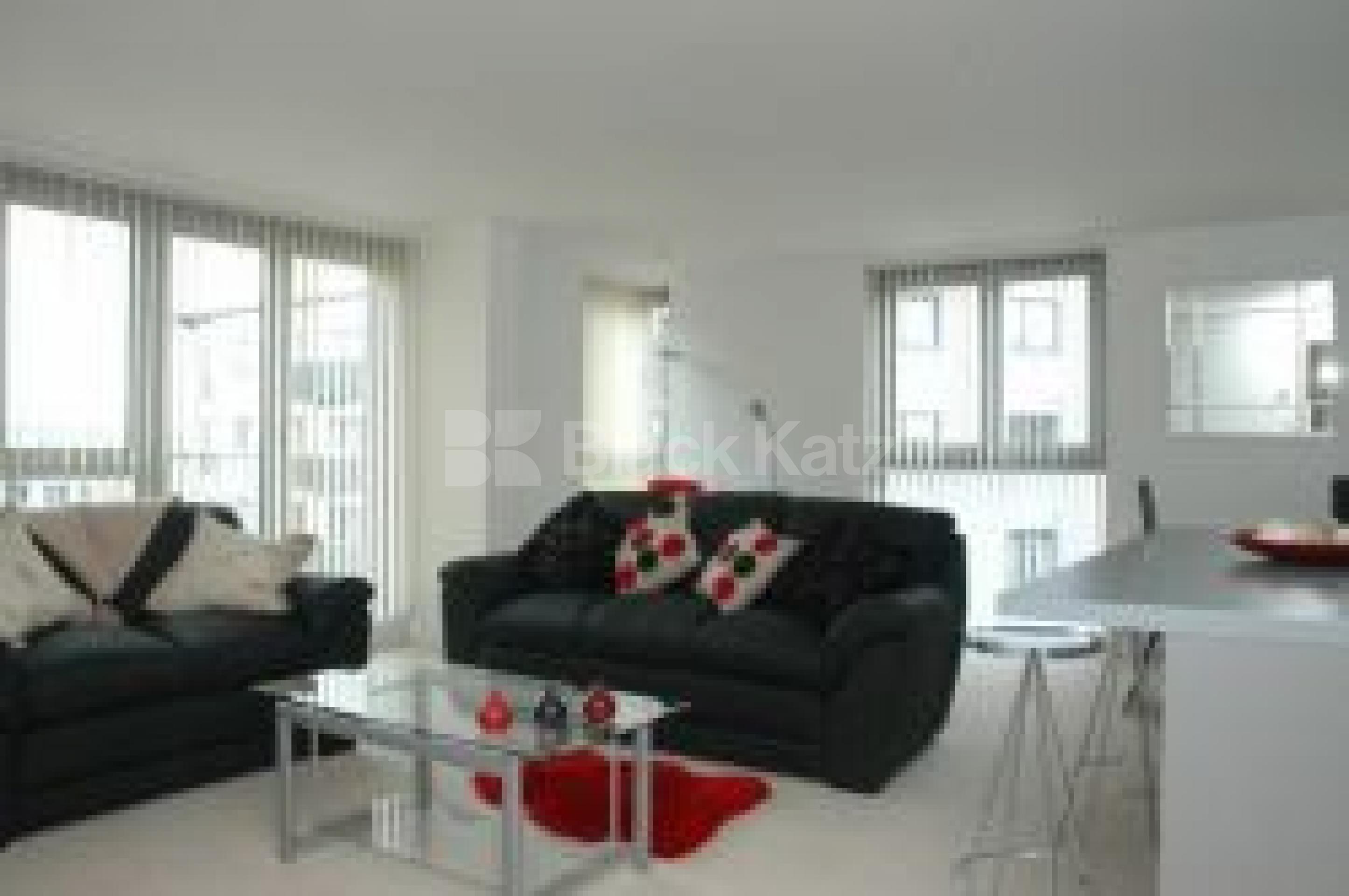 			NEW INSTRUCTION, 2 Bedroom, 1 bath, 1 reception Flat			 Vizion 7, HOLLOWAY N7 N7