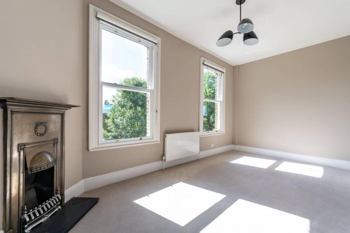 Stunning Apartment Mapesbury Road, Kilburn