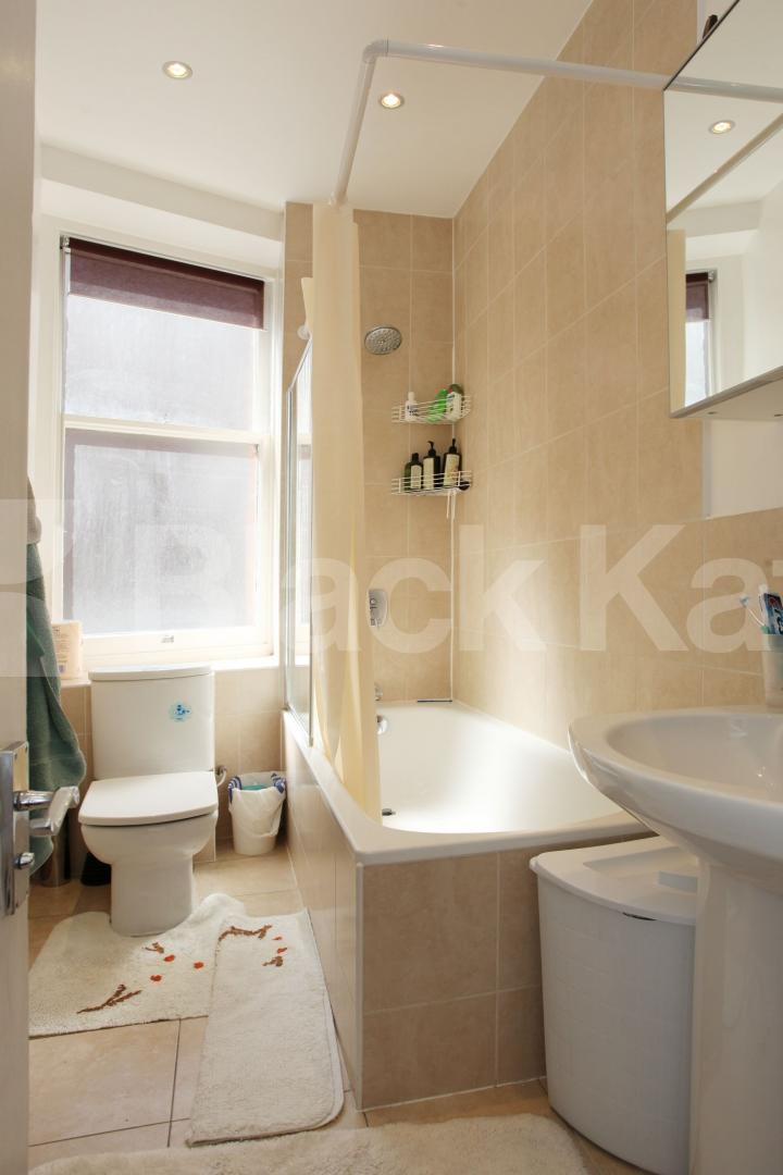 			NEW INSTRUCTION, 2 Bedroom, 1 bath, 1 reception Flat			 Kensington Mall, NOTTING HILL