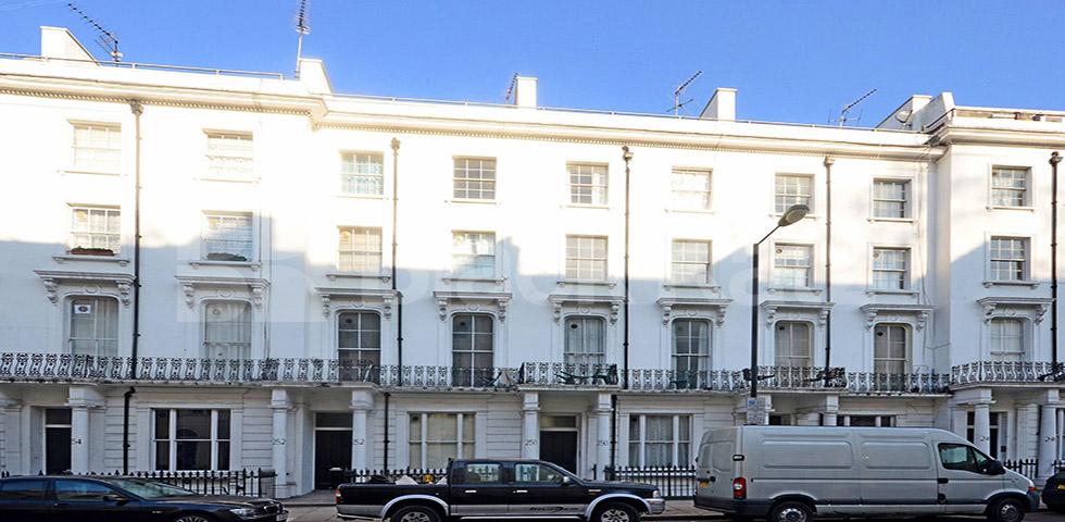 			NEW INSTRUCTION!, 1 Bedroom, 1 bath, 1 reception Flat			 Gloucester Terrace, BAYSWATER