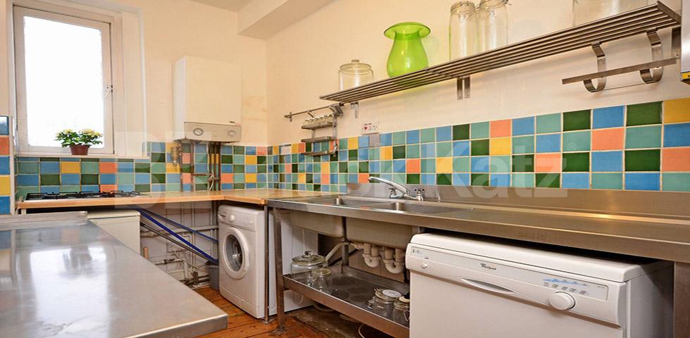 			NEW INSTRUCTION!, 1 Bedroom, 1 bath, 1 reception Flat			 Gloucester Terrace, BAYSWATER