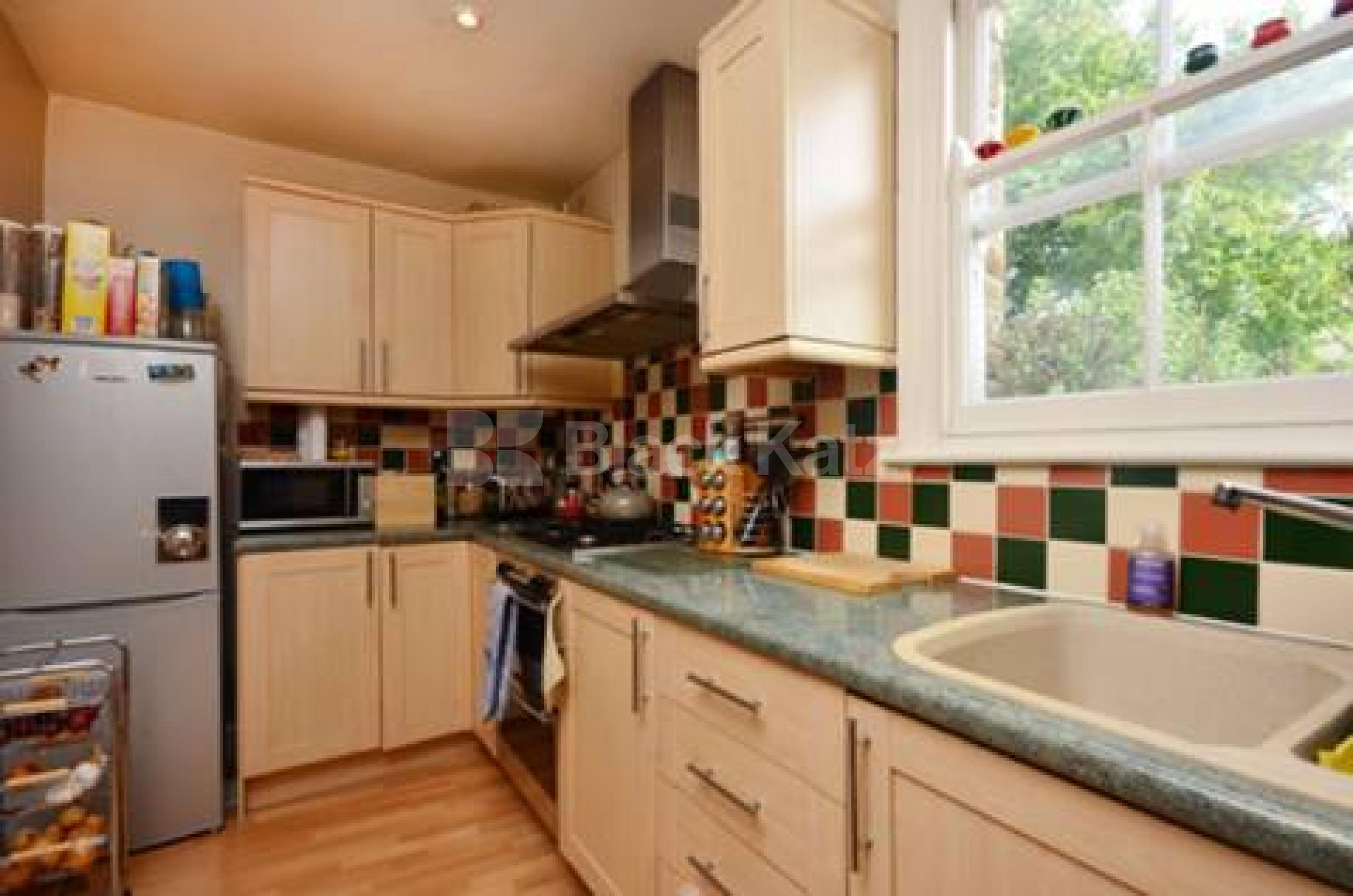 			UNDER OFFER , 3 Bedroom, 1 bath, 1 reception Apartment			 Merivale Road, Putney SW15