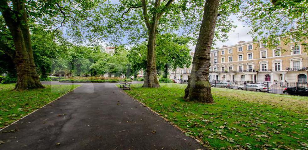 Spacious studio within a period house and access to garden  Oakley Square, Camden / Regents Park