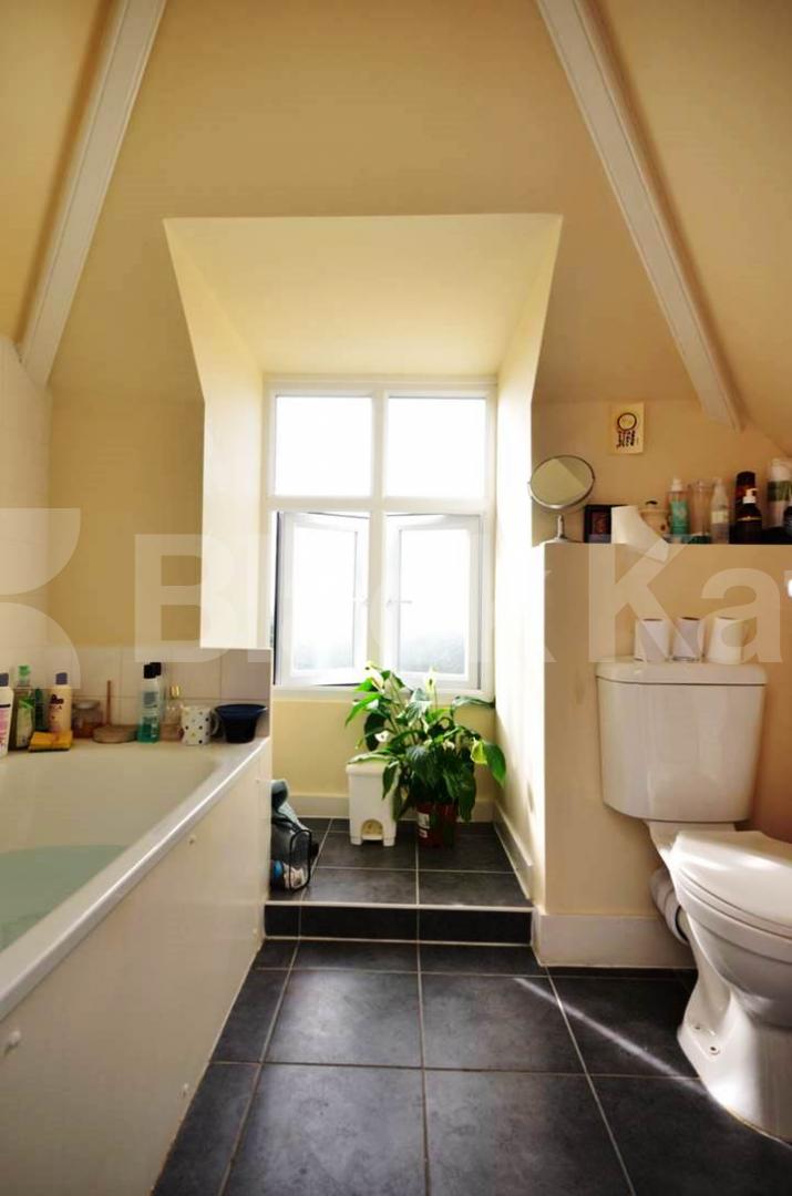 			NEW INSTRUCTION!, 3 Bedroom, 1 bath, 1 reception Flat			 Mountview Road, STROUD GREEN / CROUCH END