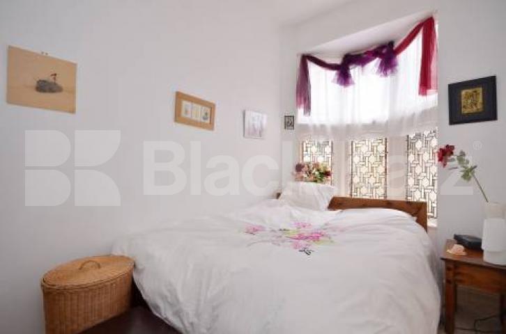 			1 Bedroom, 1 bath, 1 reception Terraced House			 Princes Avenue, Muswell Hill