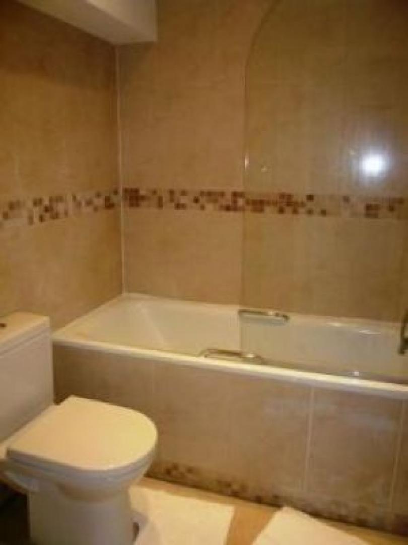 			1 Bedroom, 1 bath, 1 reception Flat			 Clarendon Road, HOLLAND PARK/LADBROKE GROVE