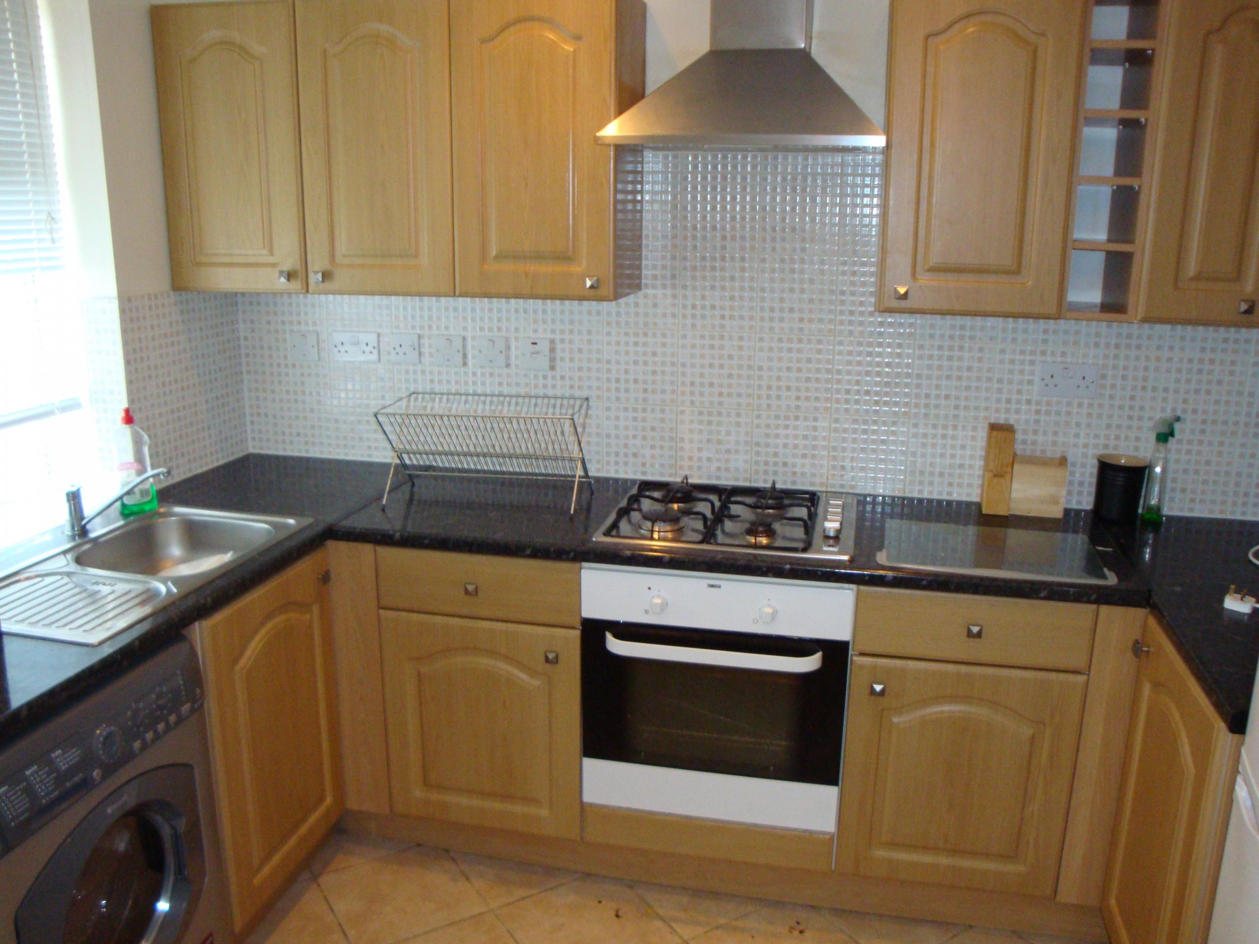 			NEW INSTRUCTION, 3 Bedroom, 1 bath, 1 reception Flat			 Cleveland Gardens, CRICKLEWOOD NW2