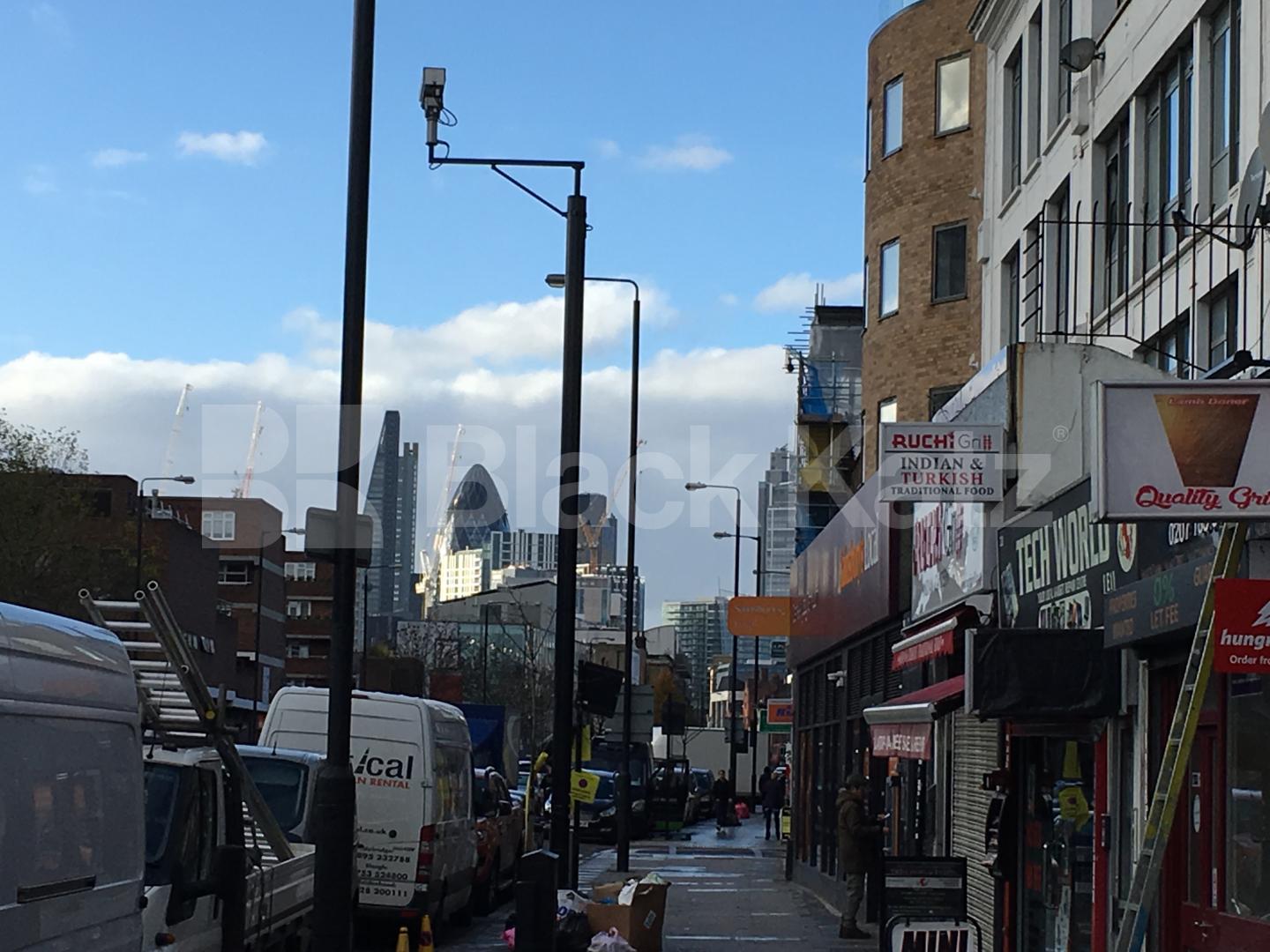 			NEW INSTRUCTION , 2 Bedroom, 1 bath, 1 reception Maisonette			 Commercial Road, Whitechapel