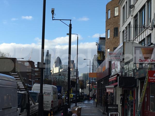 			NEW INSTRUCTION , 2 Bedroom, 1 bath, 1 reception Maisonette			 Commercial Road, Whitechapel