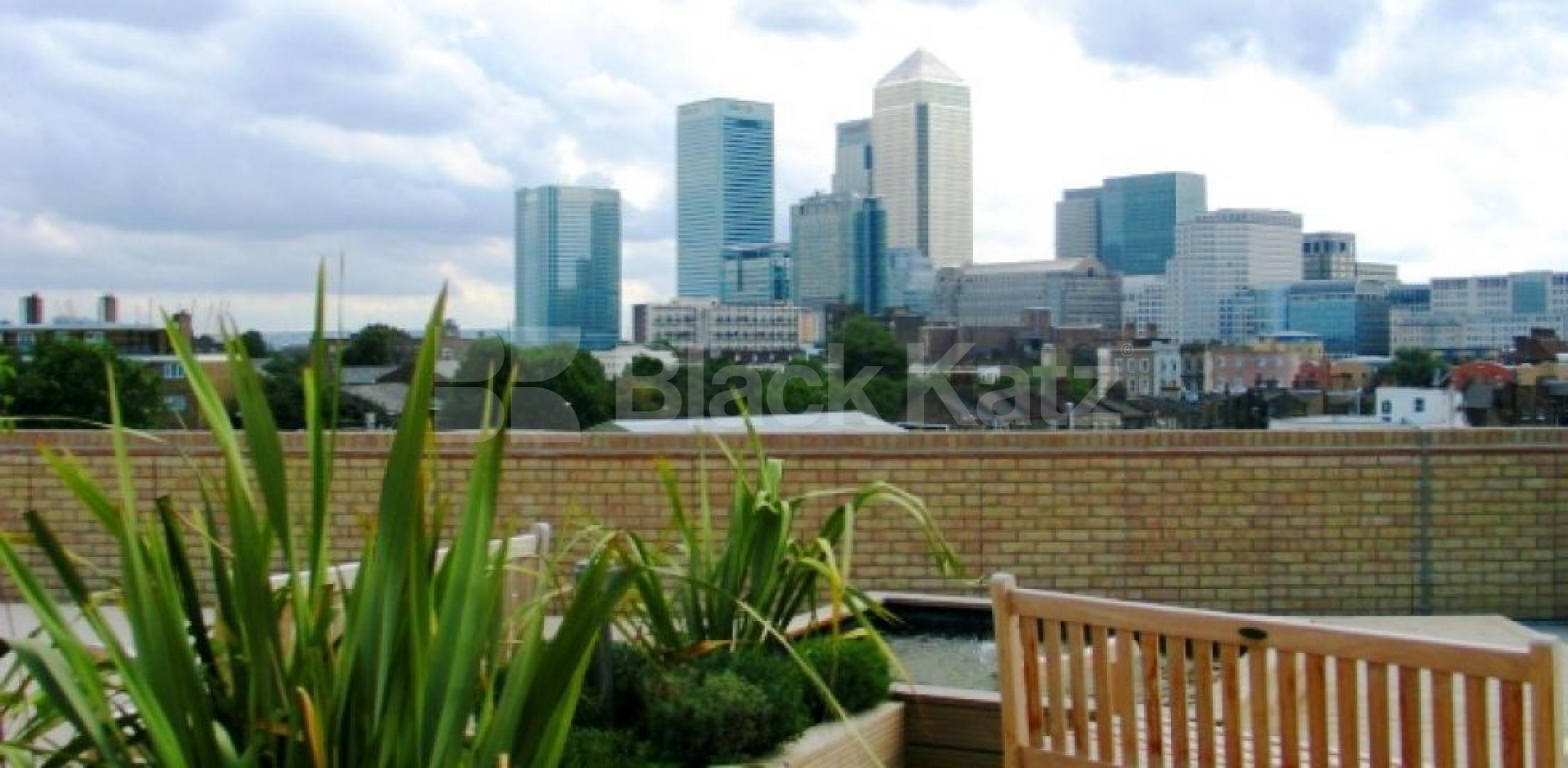 			UNDER OFFER , 2 Bedroom, 1 bath, 1 reception Apartment			 Andersen's Wharf, 20 Copenhagen Place, Lime House/ Canary Wharf