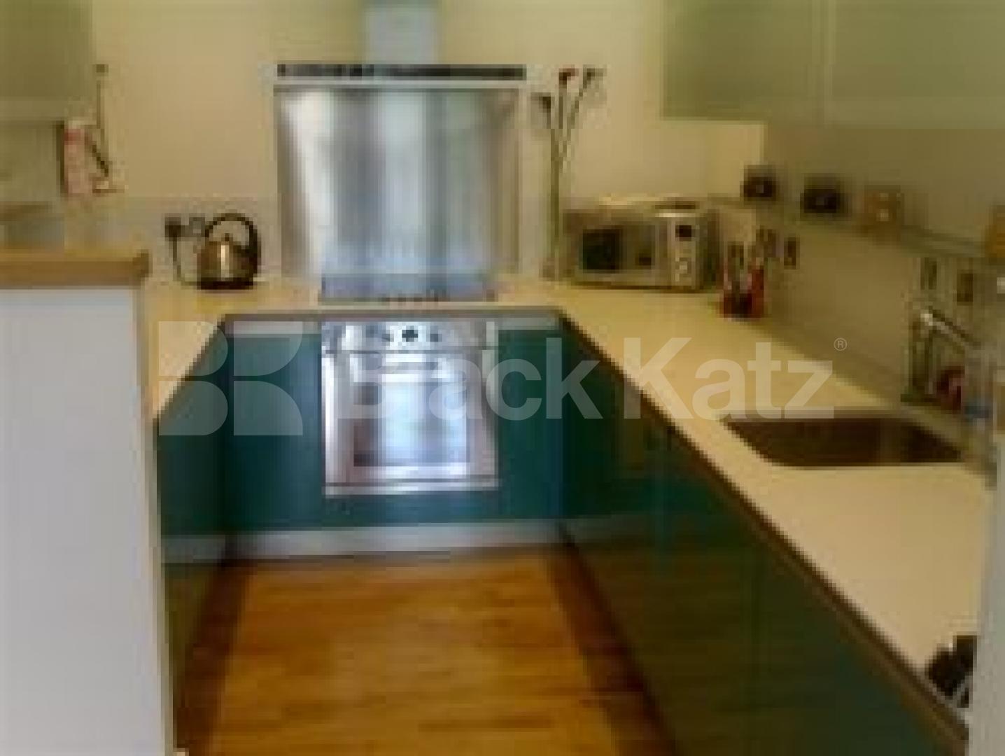 			1 Bedroom, 1 bath, 1 reception Flat			 Railway Street, KINGS CROSS N1