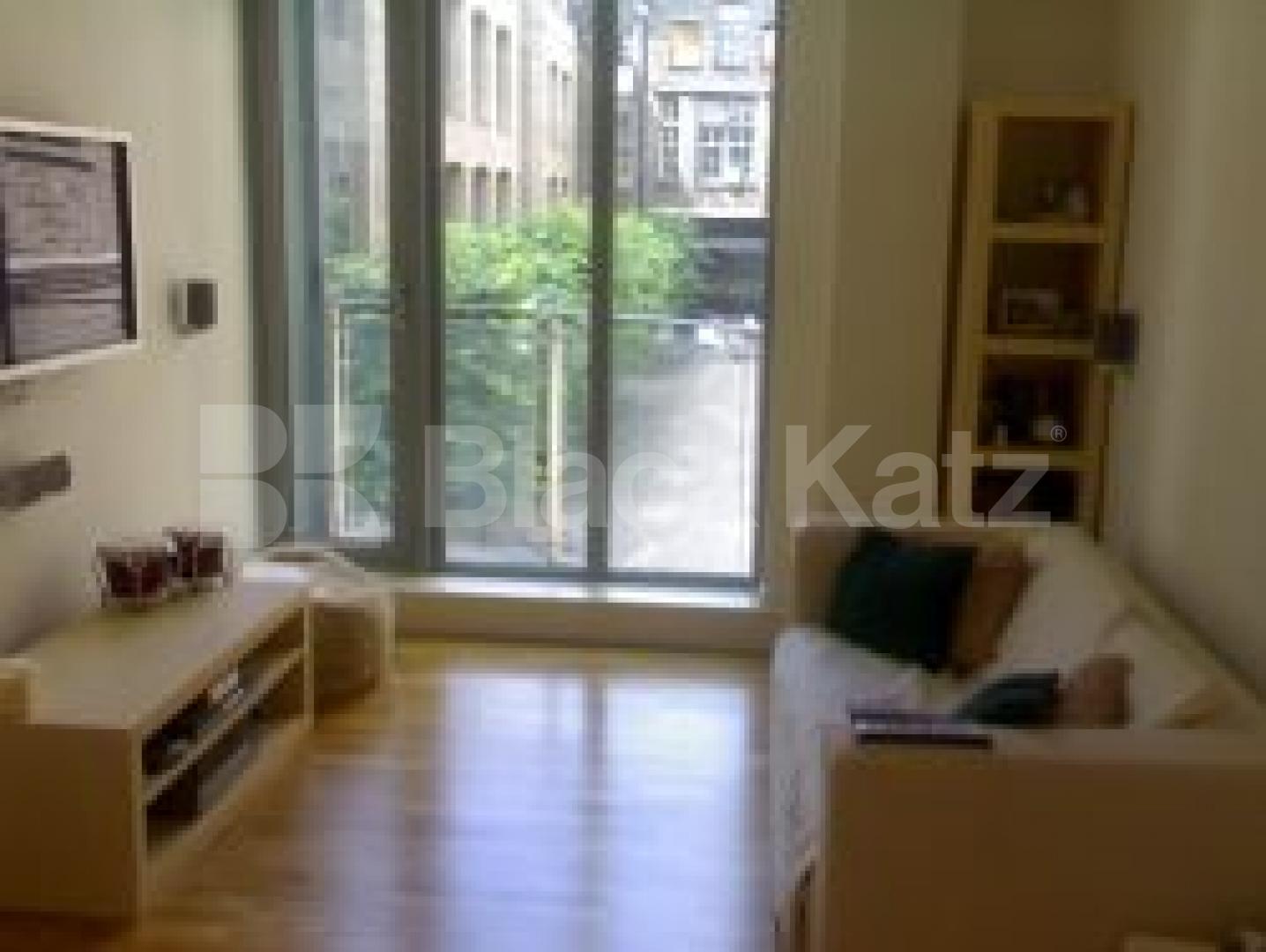			1 Bedroom, 1 bath, 1 reception Flat			 Railway Street, KINGS CROSS N1