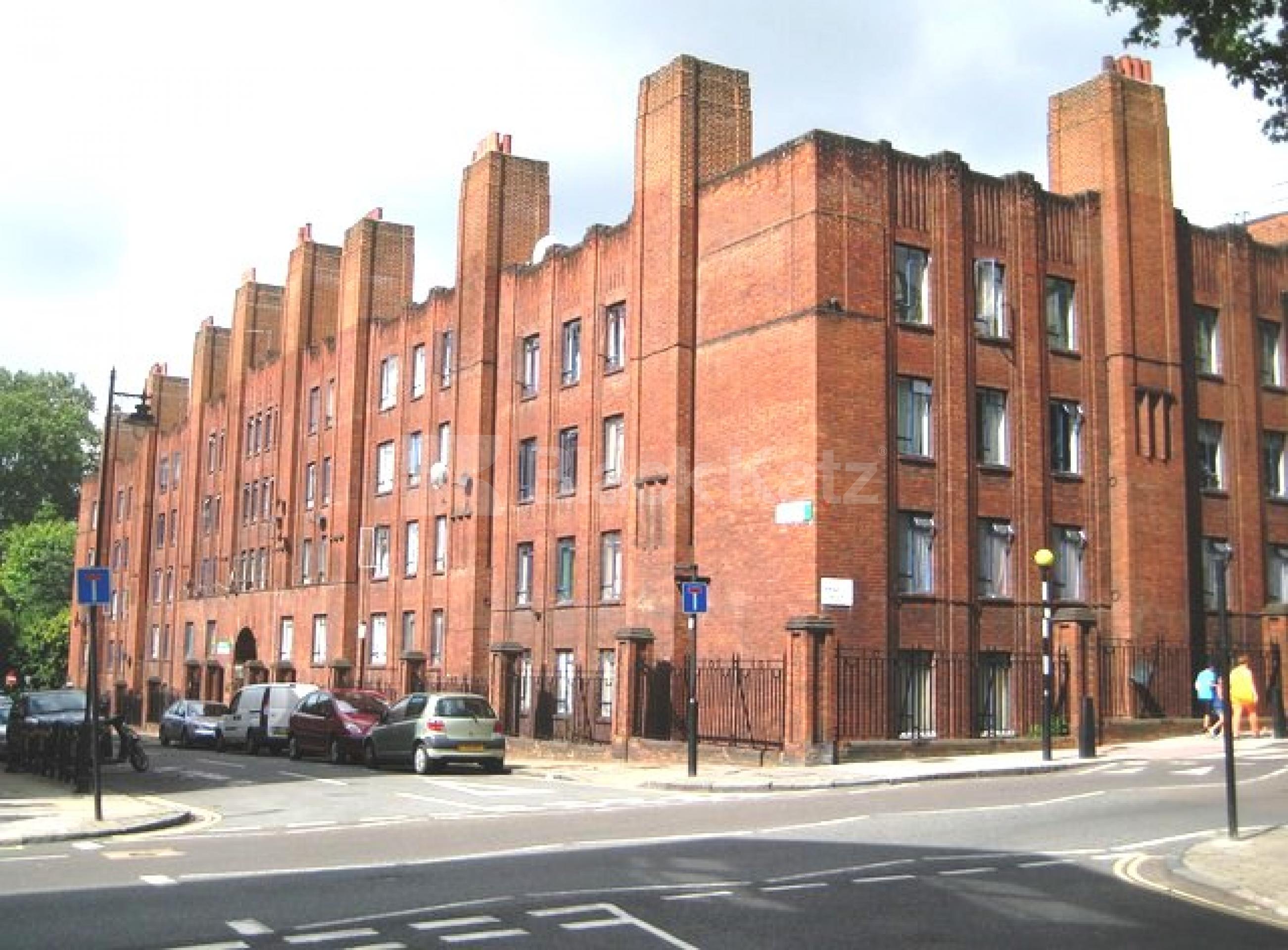 			NEW INSTRUCTION, 3 Bedroom, 1 bath, 1 reception Flat			 Margery Street, Russell Sq-Clerkenwell WC1X