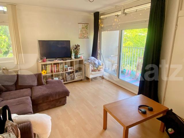 Duplex apartment with balcony moments from Clapham Common Cedars Road, Clapham Common