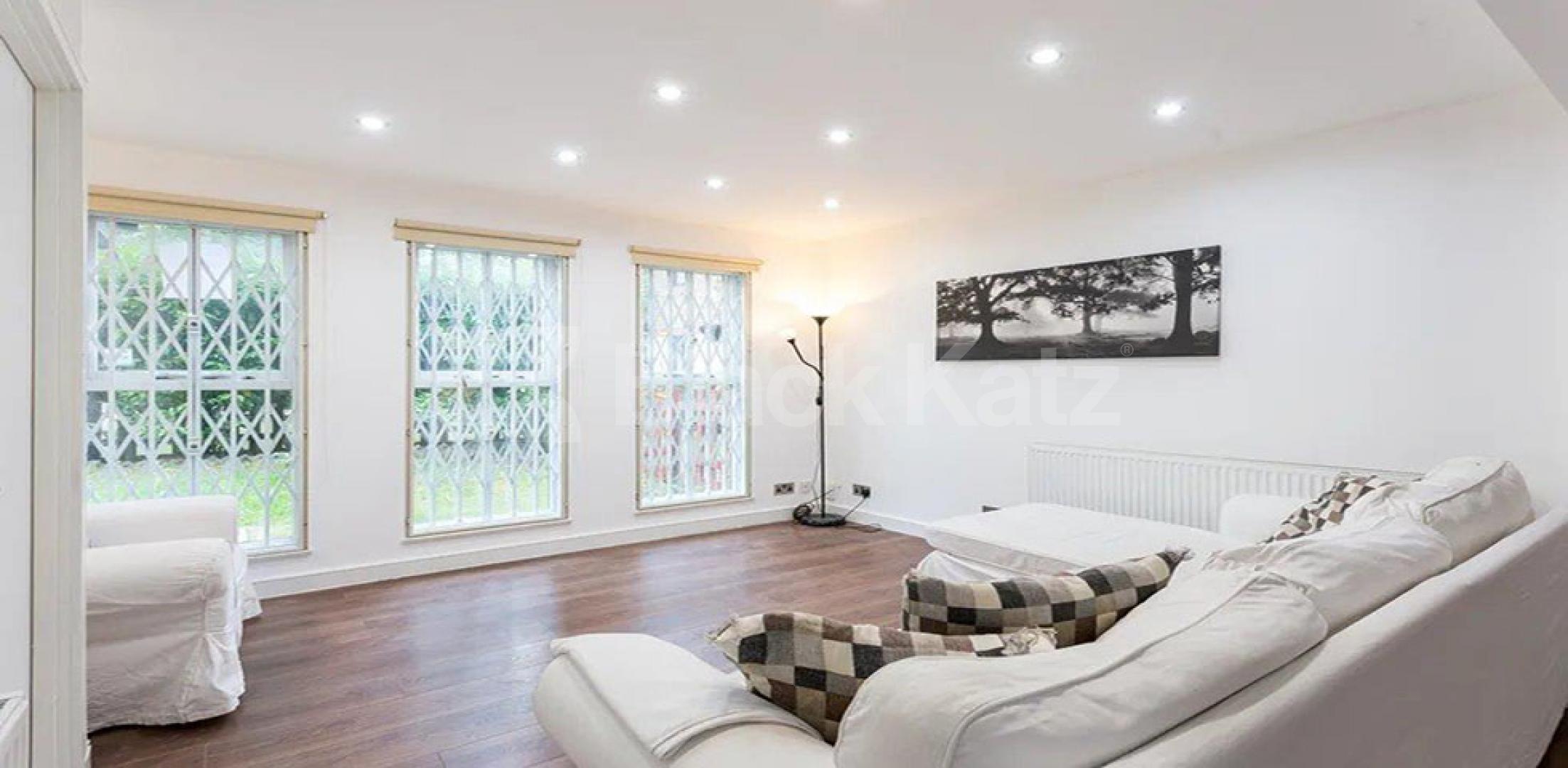 Stunning three bed two bath property set within a private development St Crispins Close, Hampstead