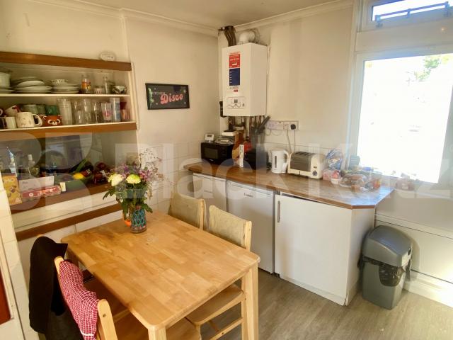 Duplex apartment with balcony moments from Clapham Common Cedars Road, Clapham Common